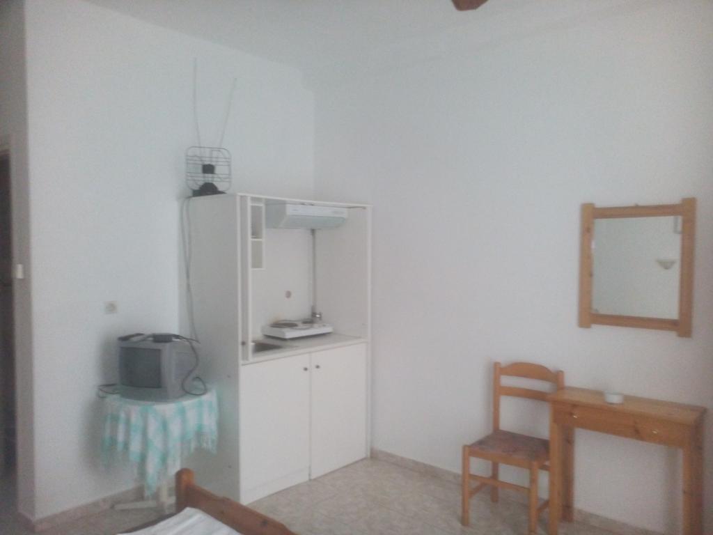 Karagiozos Studios & Skopelos Town